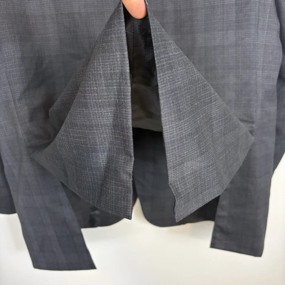 Canali Impeccabile Blazer US‎ 44L 100% Wool Gray Plaid Italy Sport Coat